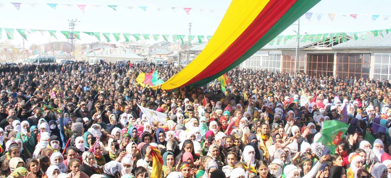 Devlet-Kürt ilişkisi