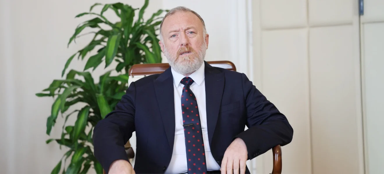 Hükümet söylentilerle yetiniyor