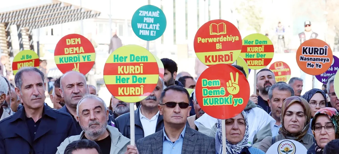 İskandinavya’da Kürt gençlerin başarısı