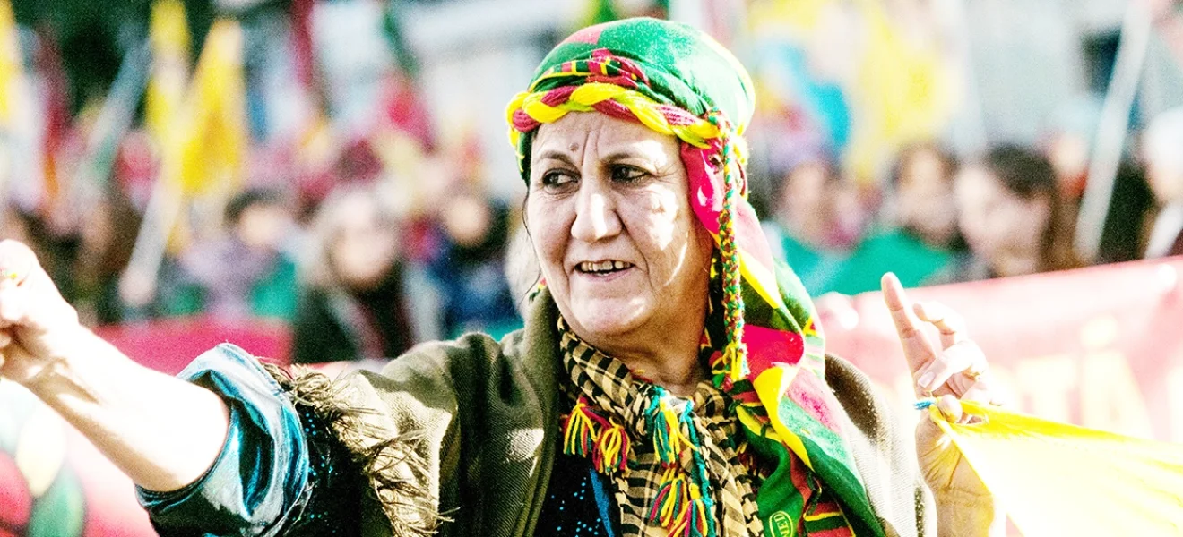 Sessizliğin içinden yükselen ses
