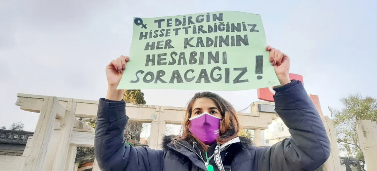Katliamlar politik olduğu kadar ideolojik