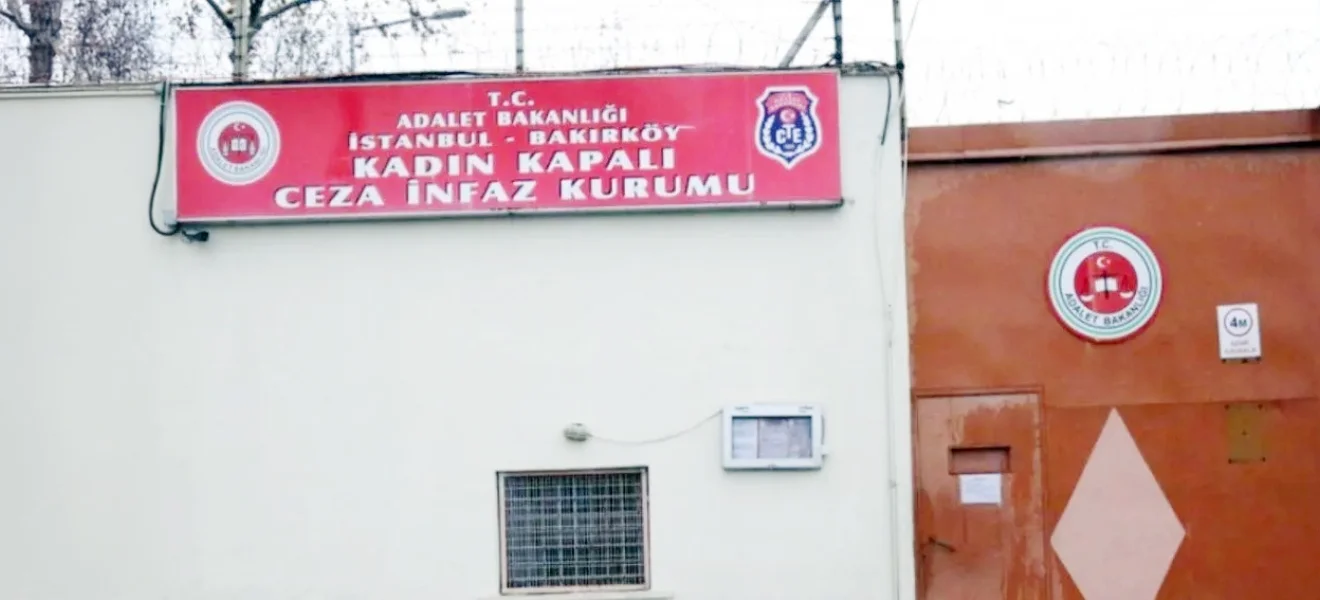 Öcalan'ın kitabı için bir yıl ceza