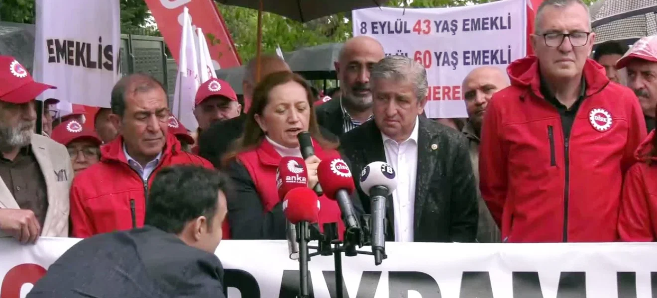 Bayram ikramiyesi pula döndü