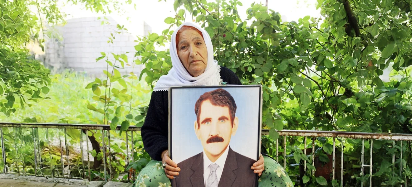 ‘Kemiklerimizi versinler’