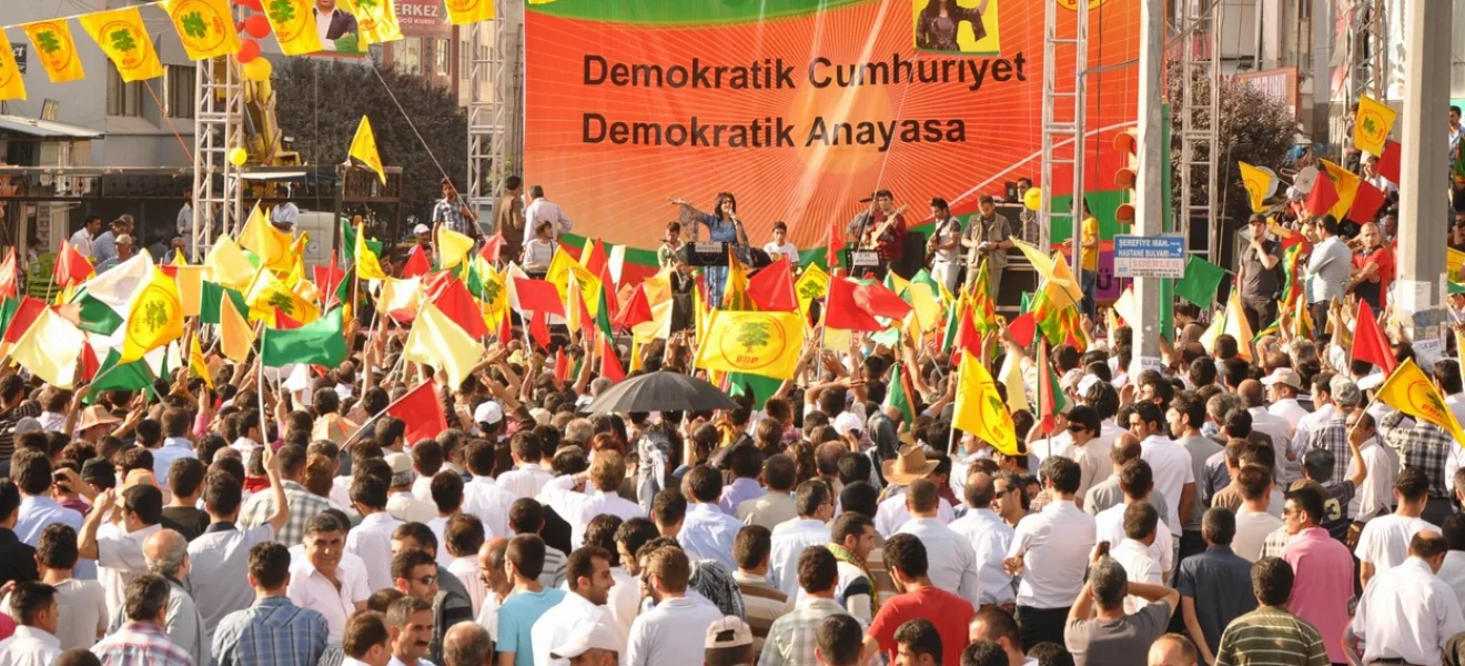 Cumhuriyetin demokratik dönüşümü