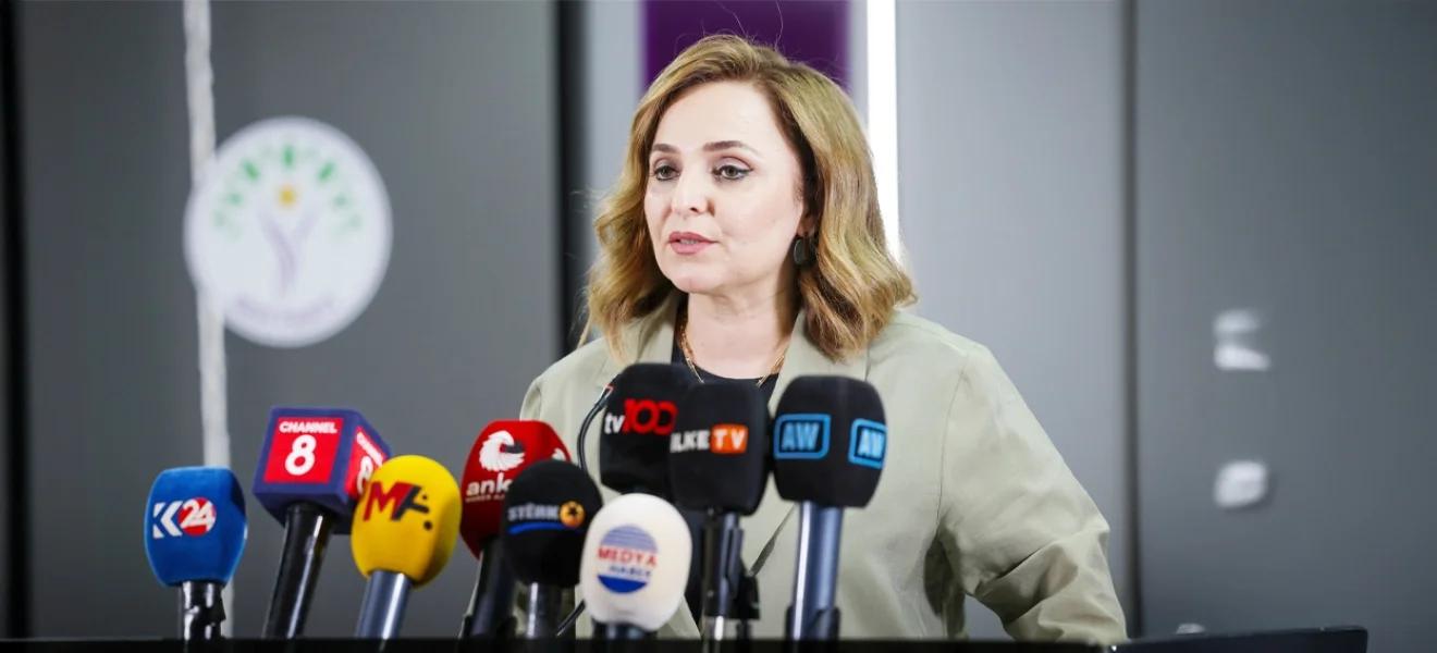 Eksiklikleri görmezden gelmiyoruz