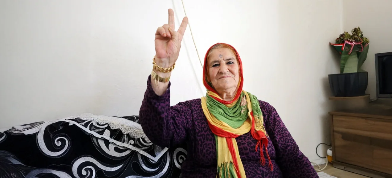 Barış istiyoruz, boyun eğmiyoruz