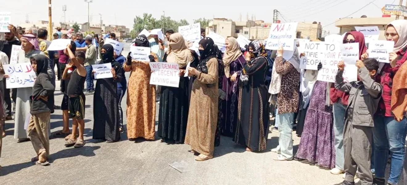 Rojava’da HTŞ protestoları