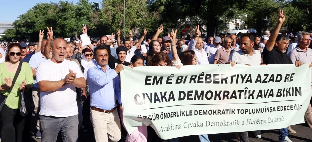 Çözüm yolculuğunda ufuk beliriyor