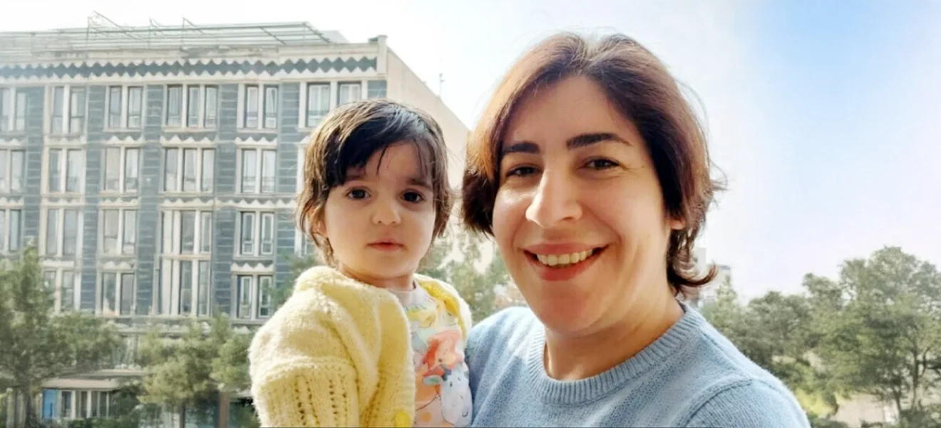 İki yaşında Evin Cezaevi'nde