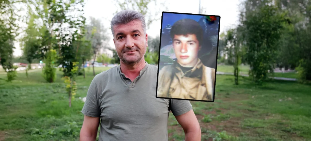 30 yıldır cenazeleri saklıyor