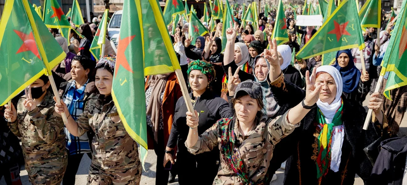 Rojava Devrimi'nin tek limanı halkın gücü
