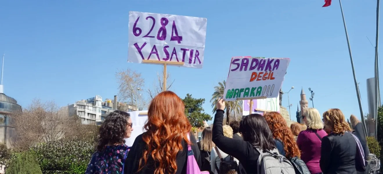 ‘Kadın güçlenmesin’ diye saldırıyorlar