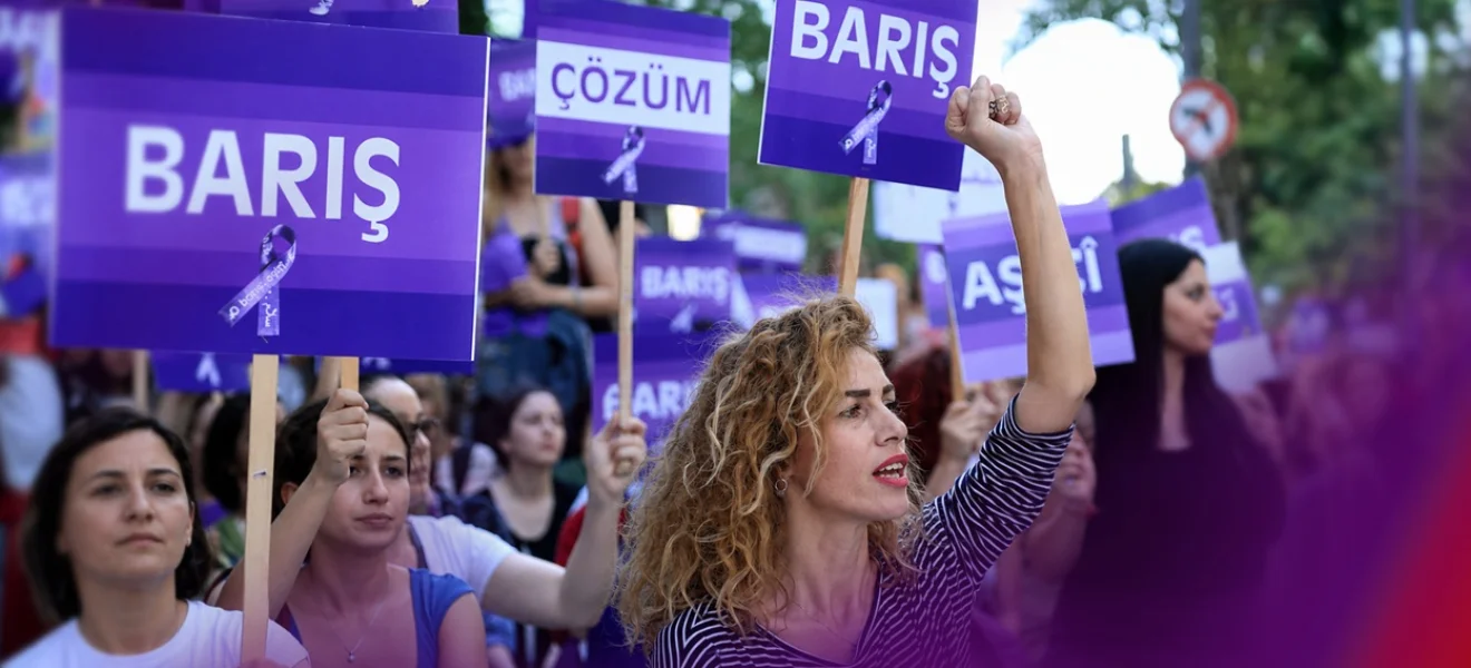 Eleştirel barış eğitimi