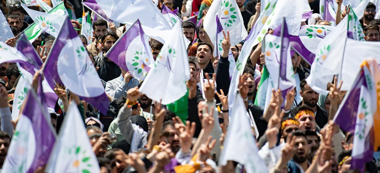 Devlet dışı toplumsallığı örgütlemek