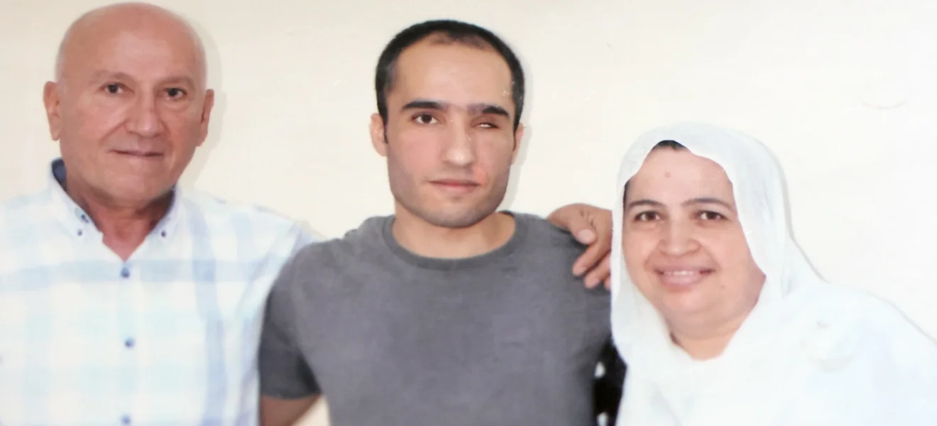Gözünü aldılar, 5 yıldır tedavisiz