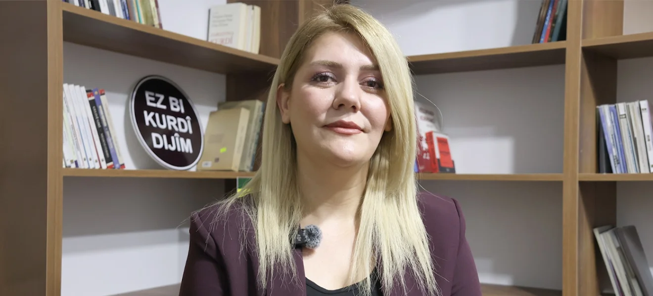 Hem öğrenci hem eşbaşkan