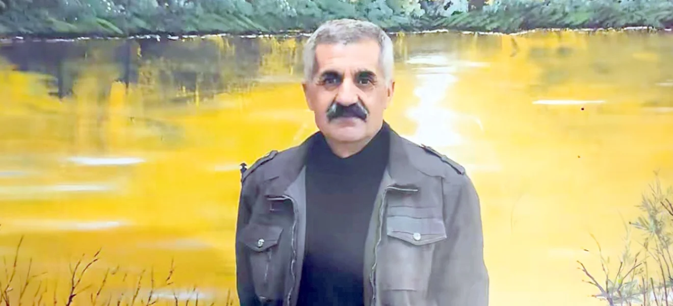 Neyin pişmanlığı dayatılıyor?