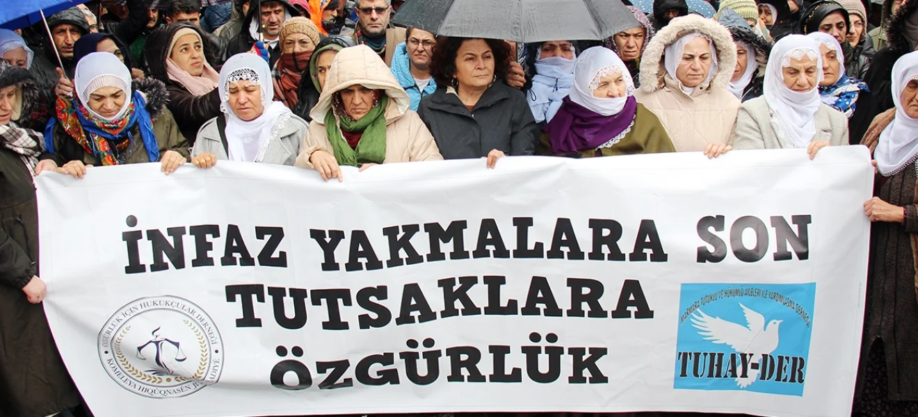 Hasta tutsakların durumu acildir