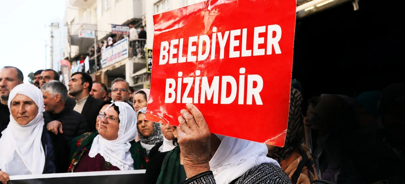 Sabırla umut etmek, mücadele ve inşa
