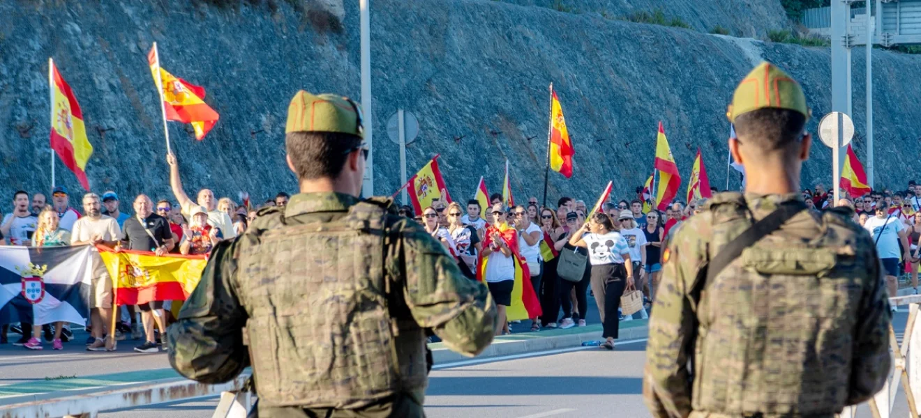 Faşistler Sebte’ye göçmen avına gitti