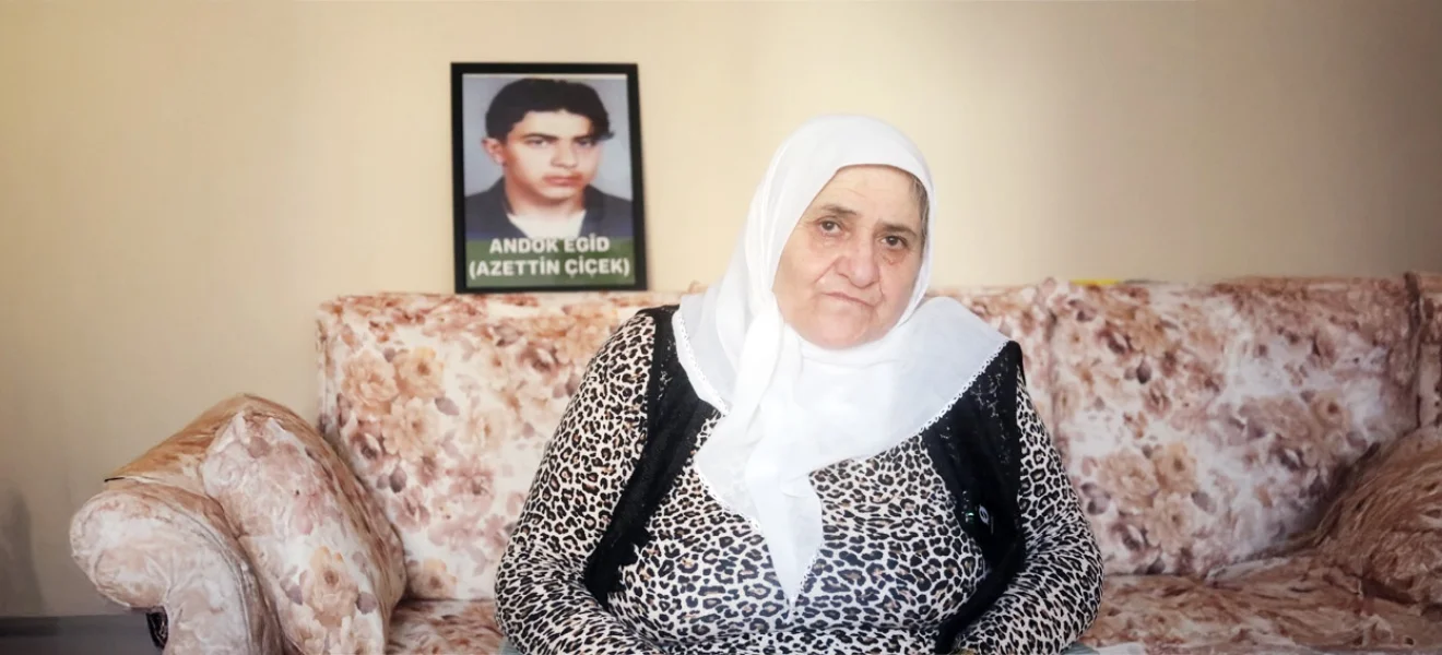 Kimlikleri ve dilleri içindi