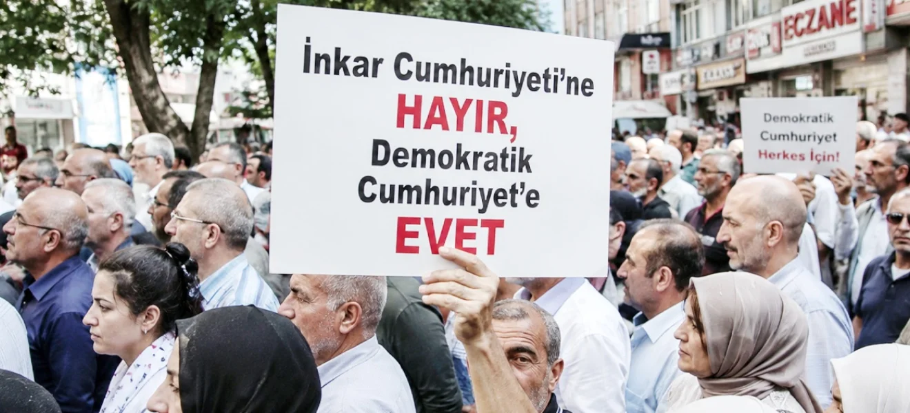 Demokratik Cumhuriyet bir kuruluş hamlesidir