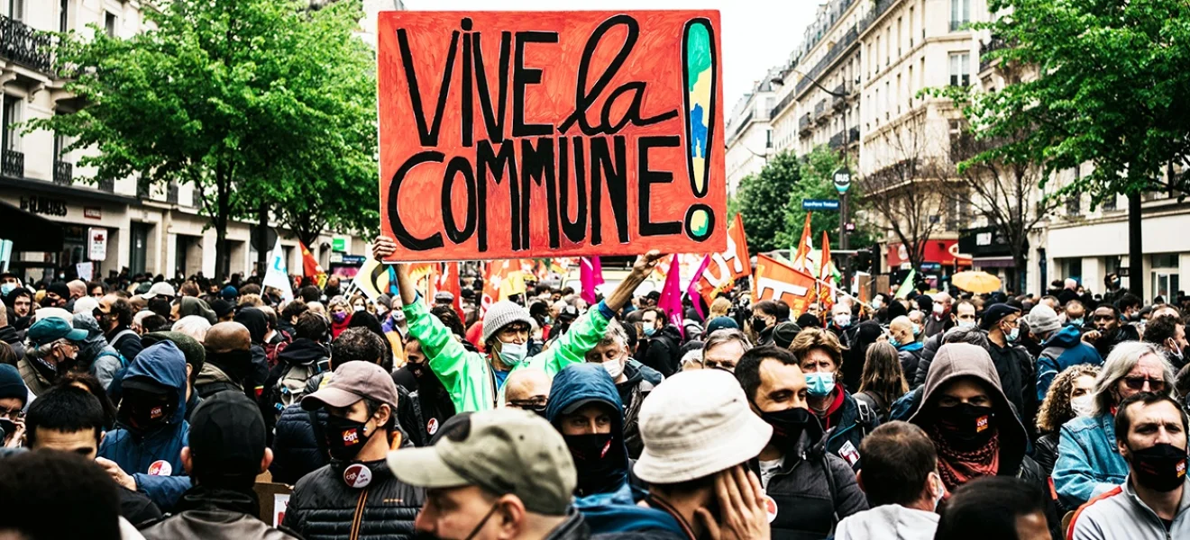 Vive La Commune!