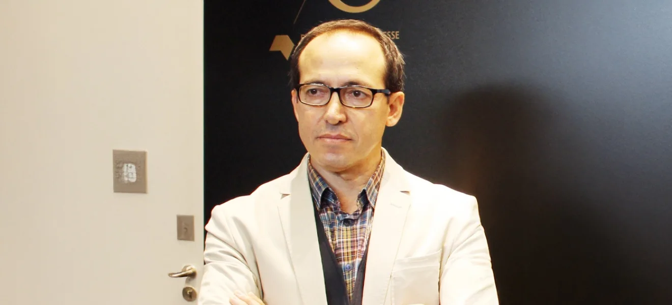 Ana dilimde yazmak etik ve politik bir seçimdir