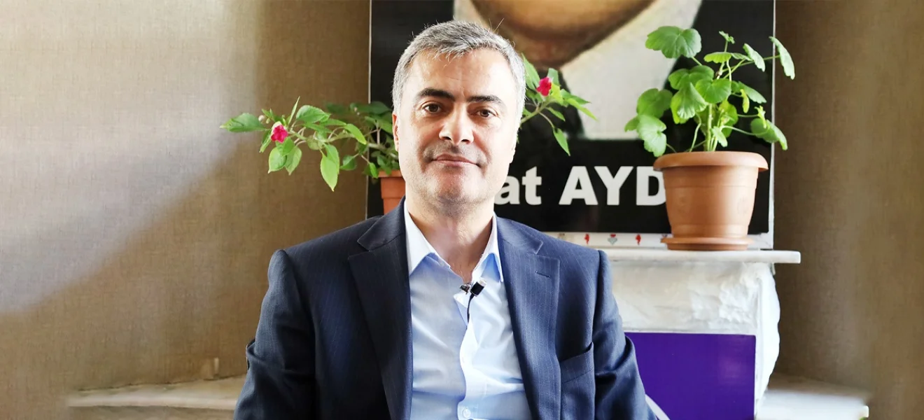 Wan kayyumlarla talan edildi