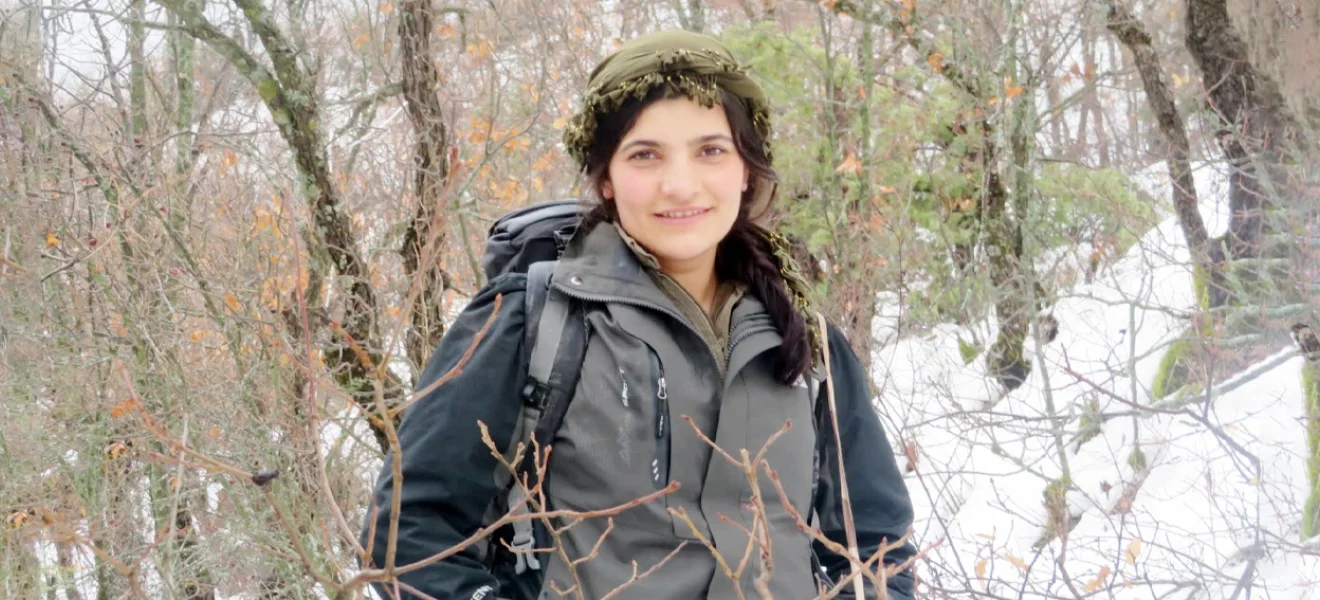 Annesinin Gewrê’si ülkesinin İsyan’ı
