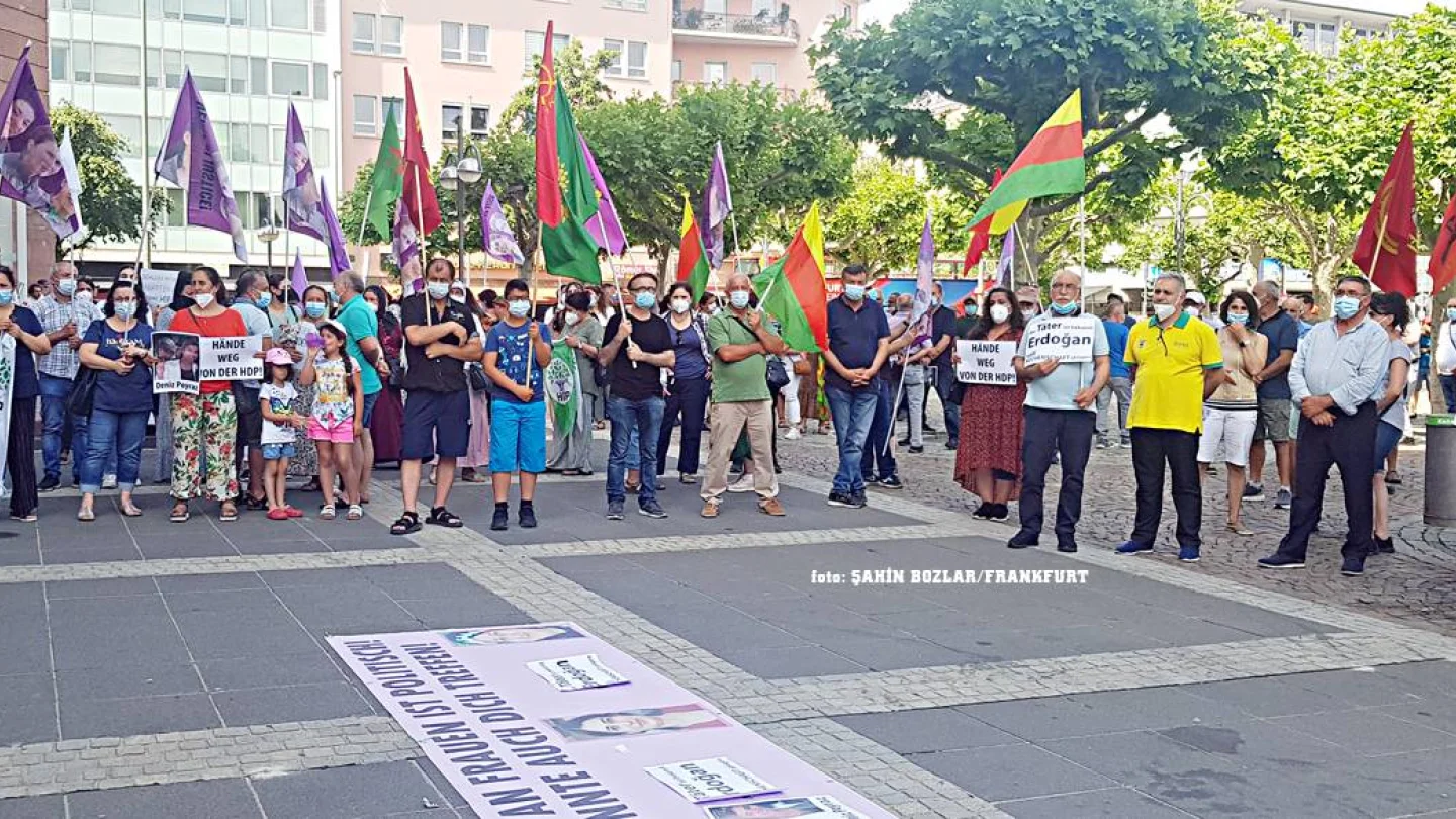 Deniz Poyraz için Frankfurt'ta eylem/foto: ŞAHİN BOZLAR