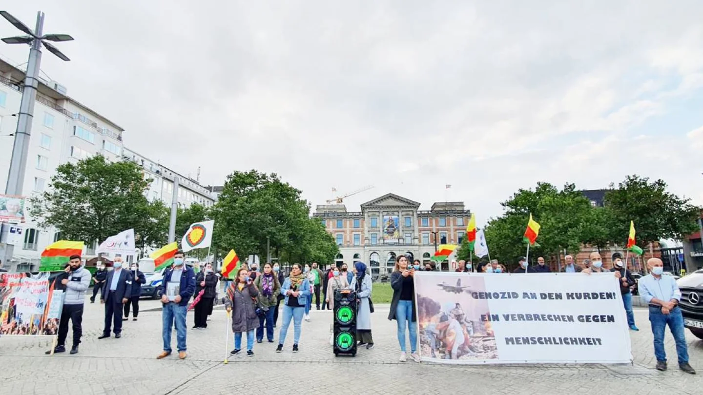 Şengal katliamı Bremen'de protesto edildi