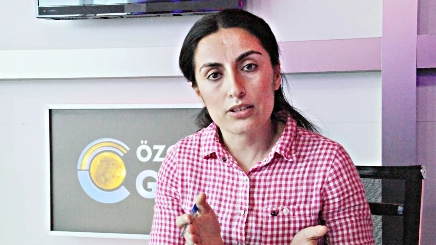 Ayşe Kara