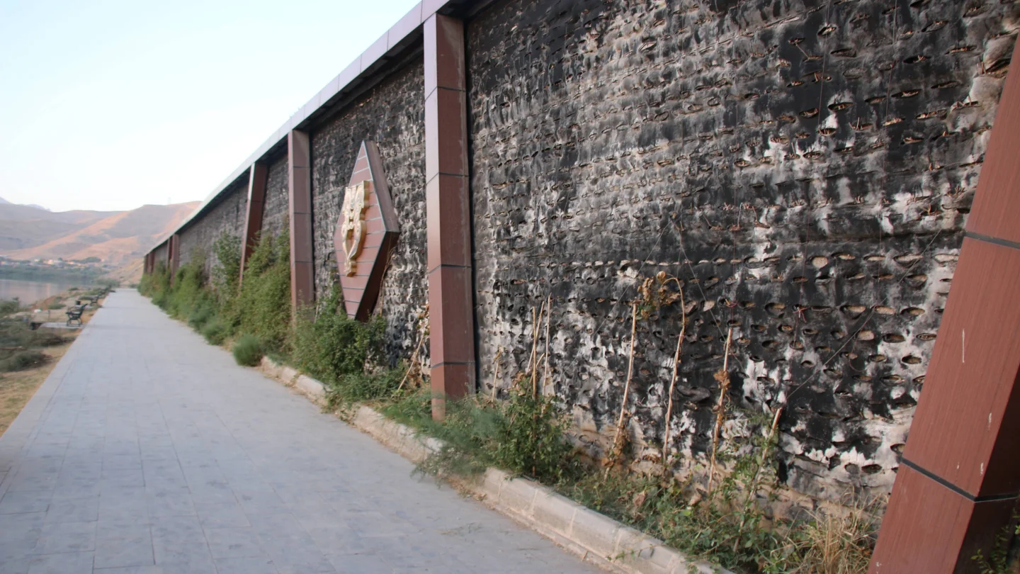 Dicle Dikey Bahçe 