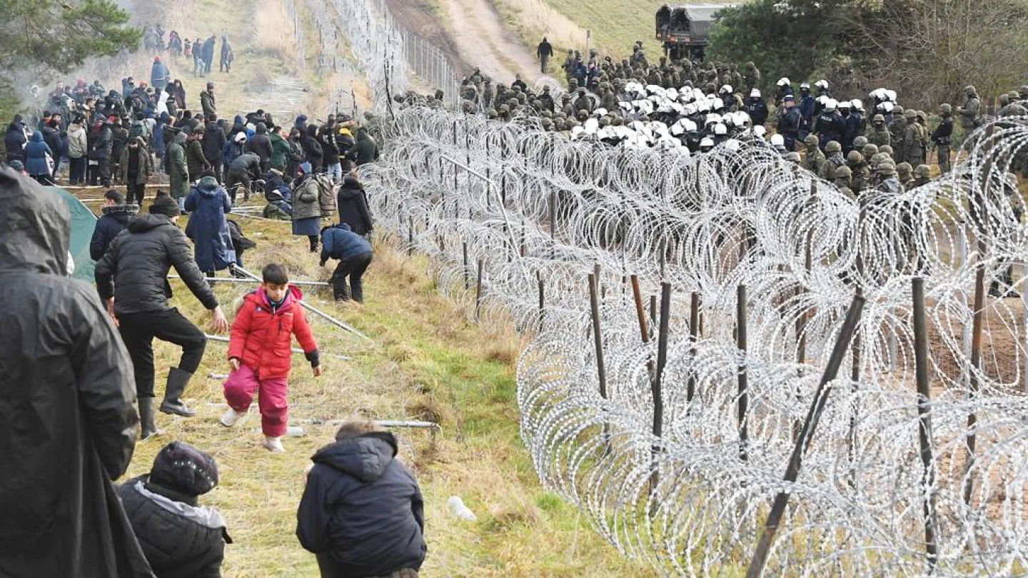 Polonya sınırında 3-4 bin kişinin biriktiği bildiriliyor / foto: AFP
