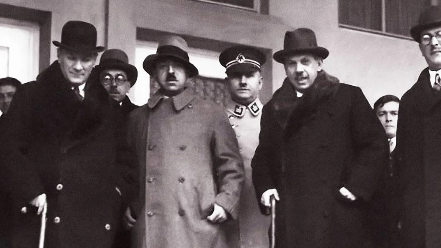 Tankut ve Atatürk