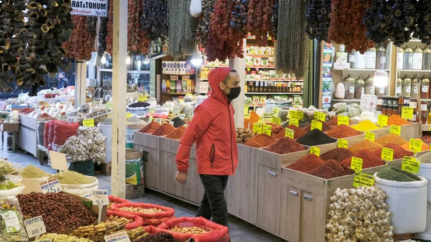 Türkiye’de ekonomik kriz ve yoksulluk gün geçtikçe derinleşiyor. 