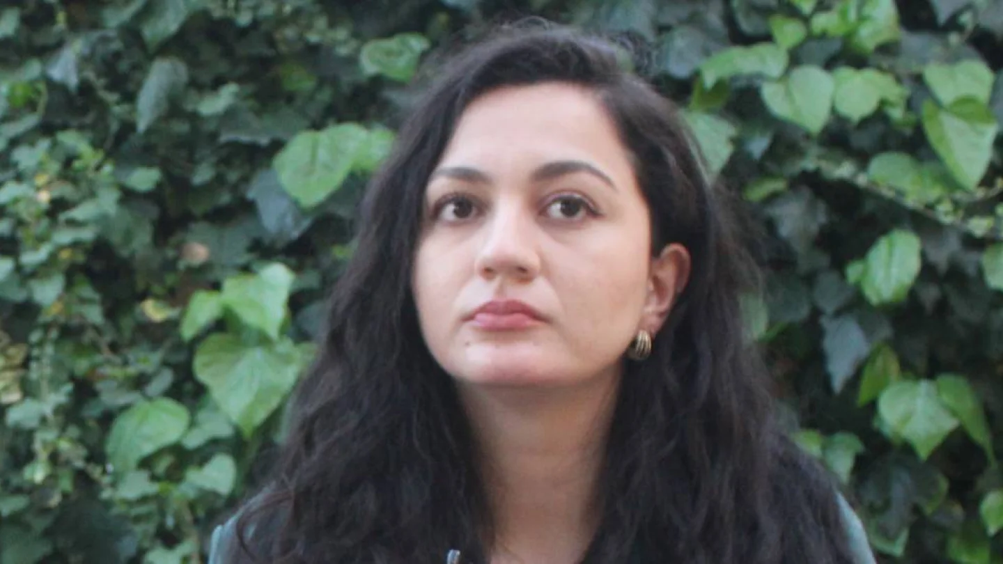 Natia Navrouzov