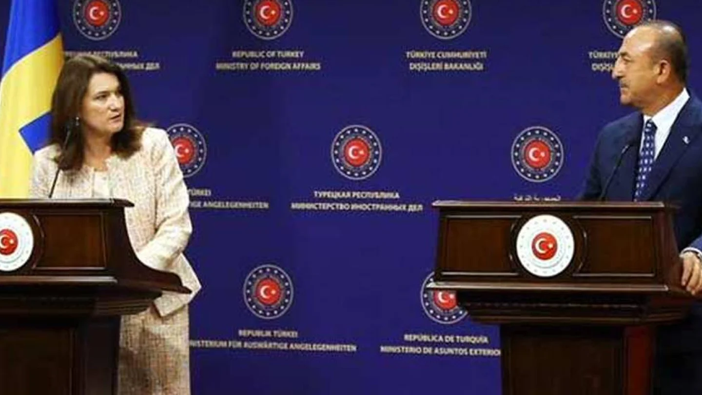 Çavuşoğlu ve Linde