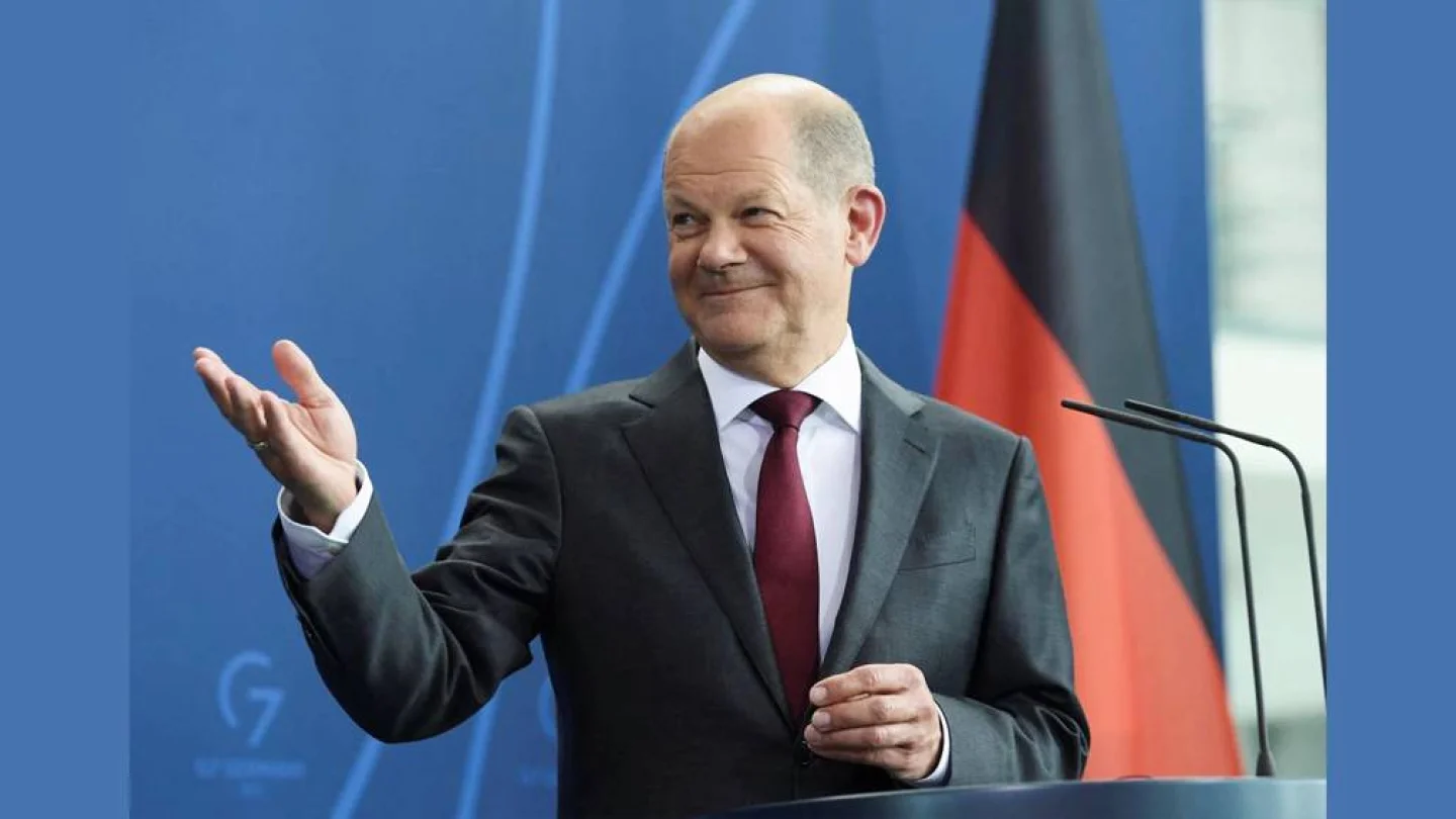 SPD’li Başbakan Olaf Scholz uzlaşmadan memnun.