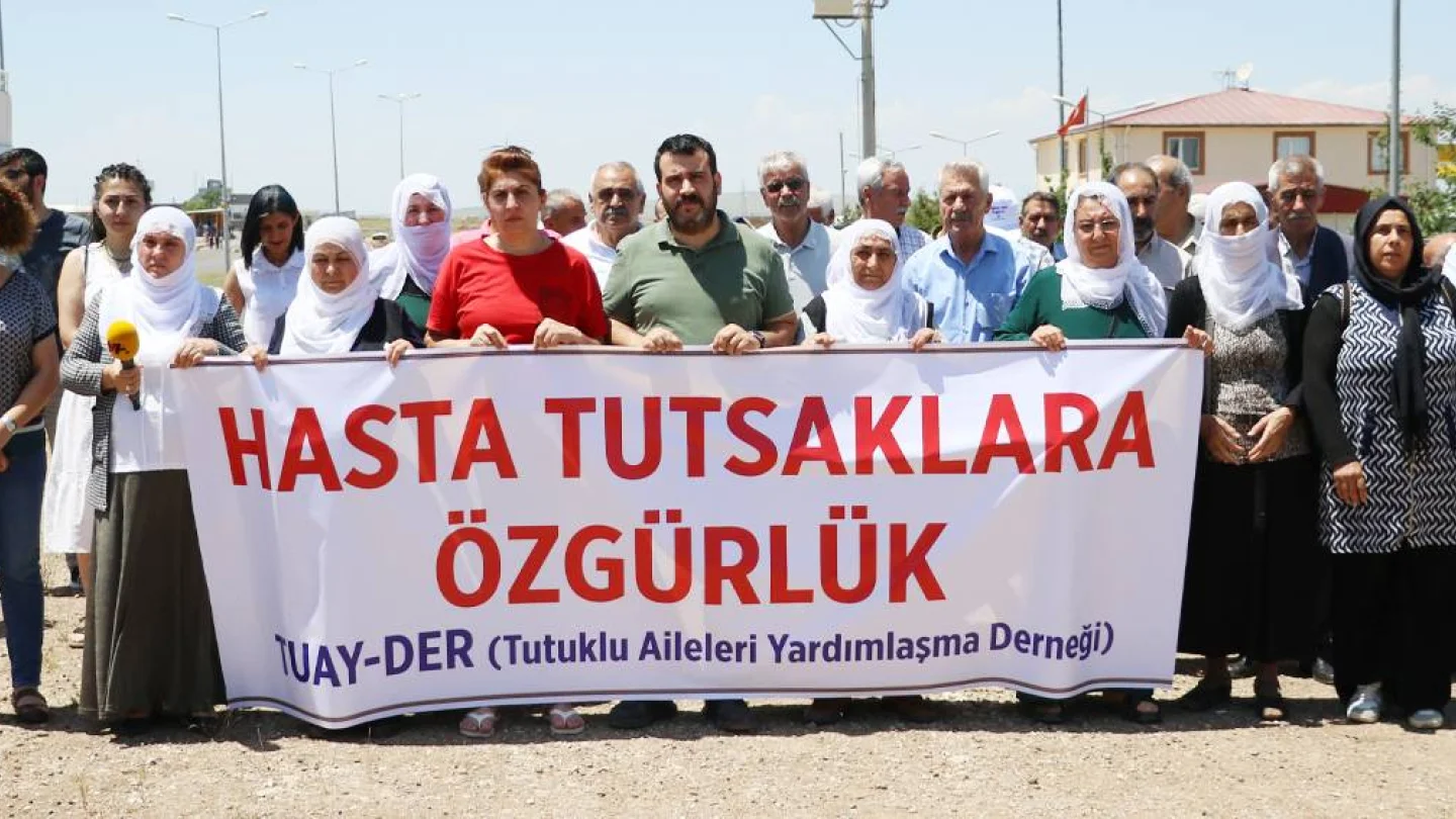 Tutsak yakınları 