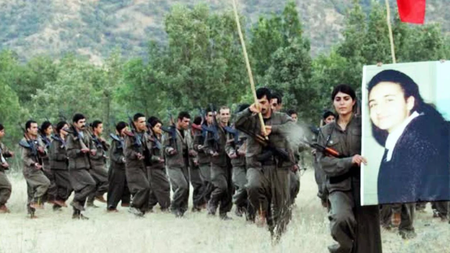 HPG ve YJA-Star gerillaları 30 Haziran töreninde
