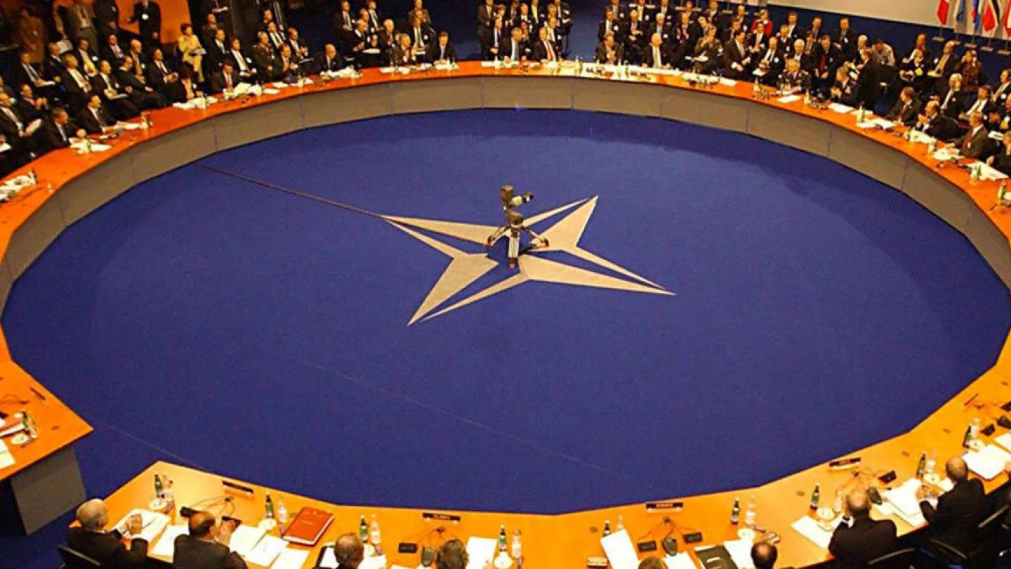 NATO toplantısı