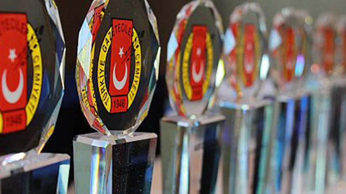 Türkiye Gazeteciler Cemiyeti'nin (TGC) ödülleri tutuklu gazetecilere