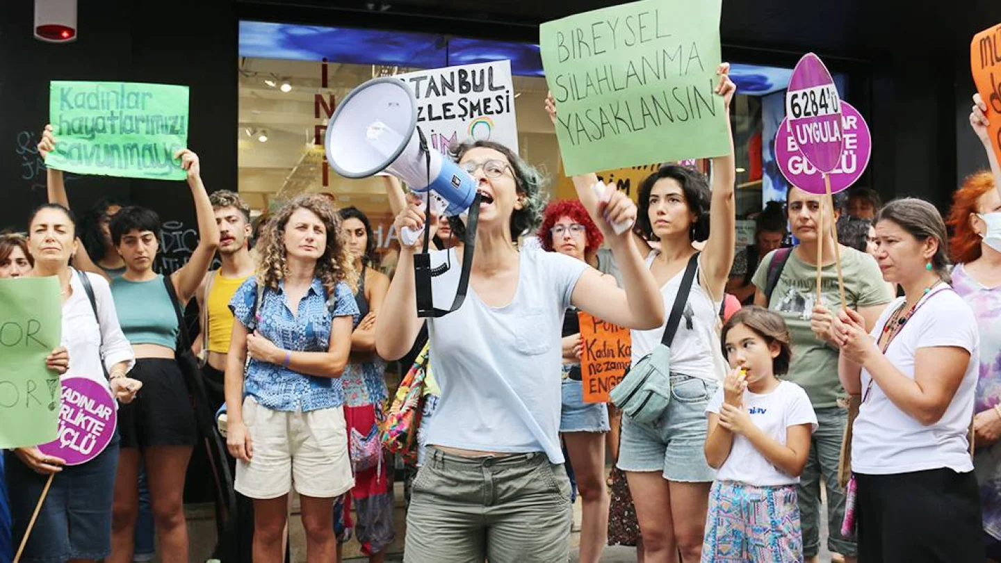 Kadın Katliamlarına karşı eylem