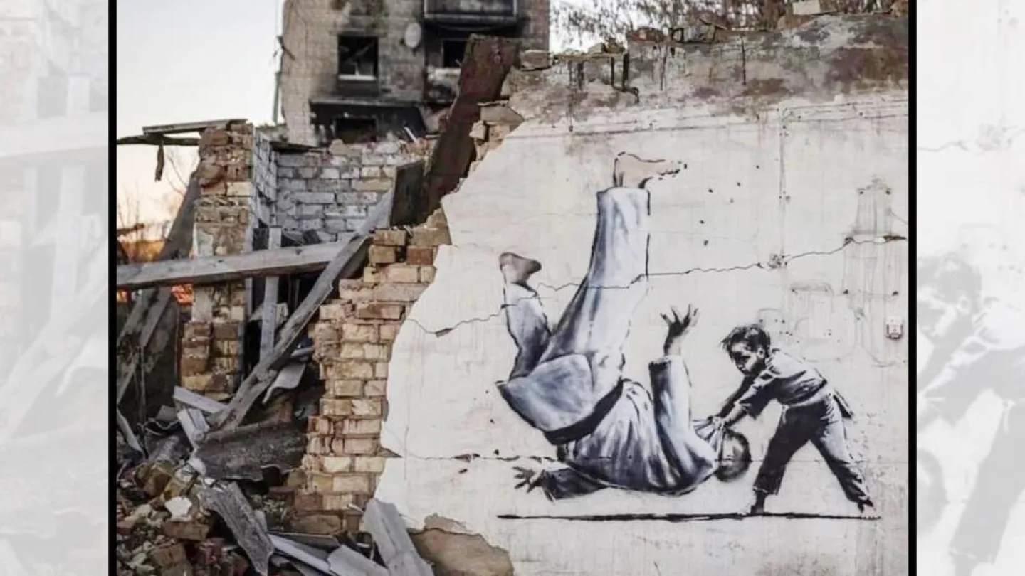 Sokak sanatçısı Banksy'nin Ukrayna'daki eseri