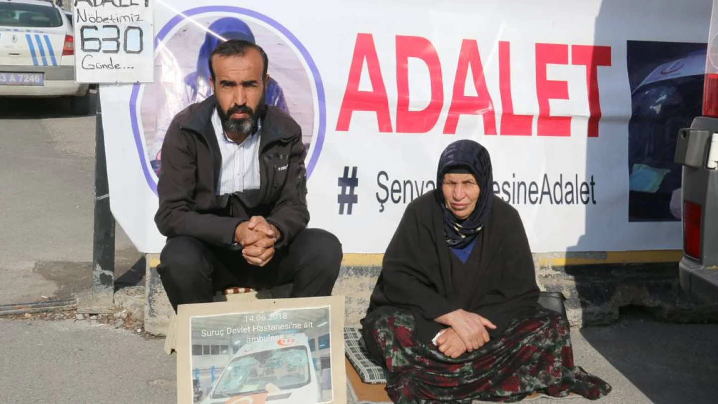  Emine Şenyaşar ve Ferit Şenyaşar