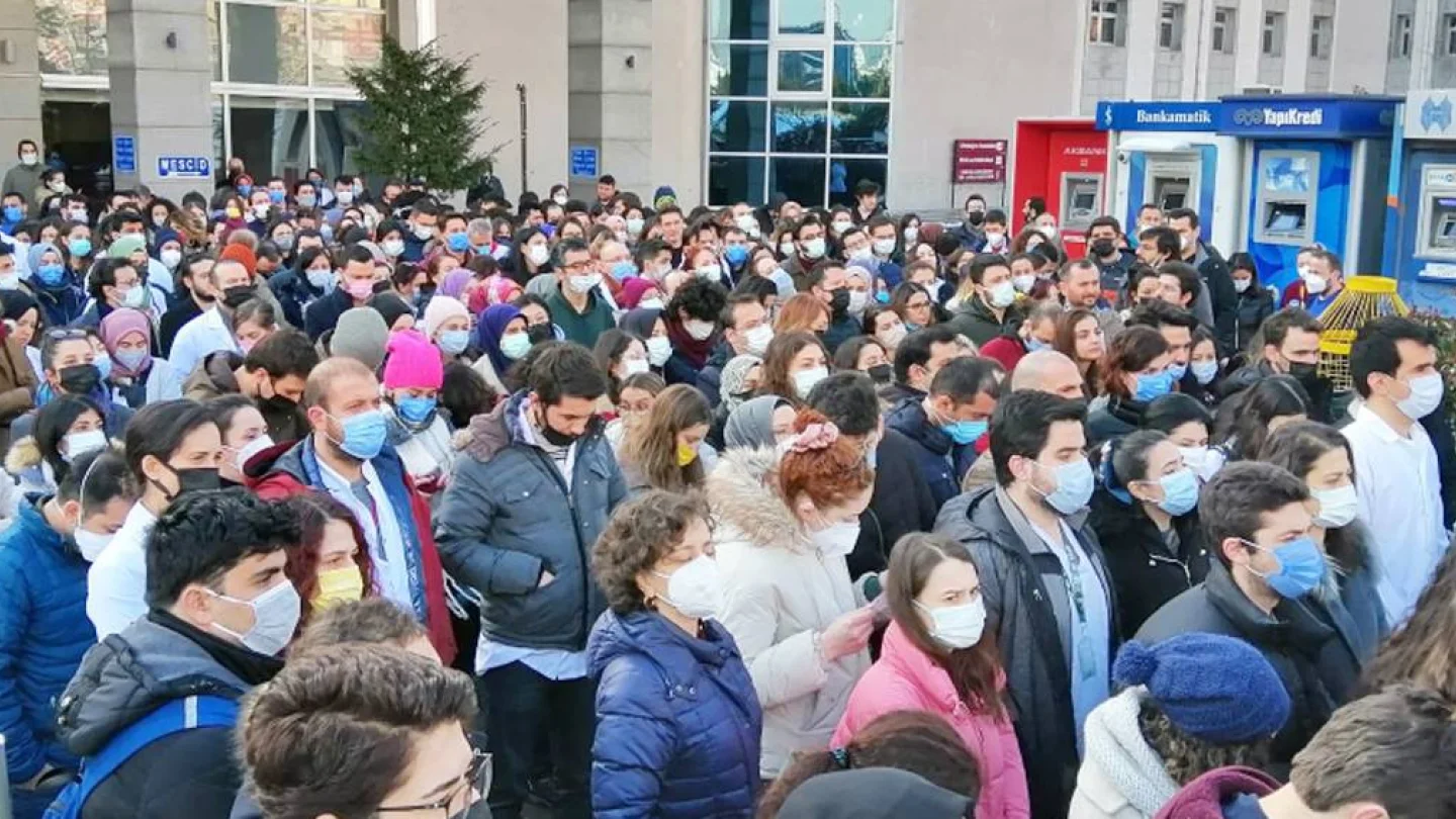 Tıp öğrencileri