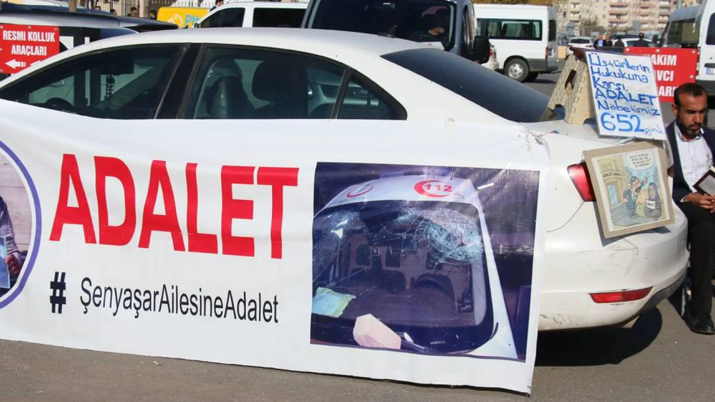 Urfa Adliyesi önünde Adalet Nöbeti’ni sürdüren Şenyaşar Ailesi
